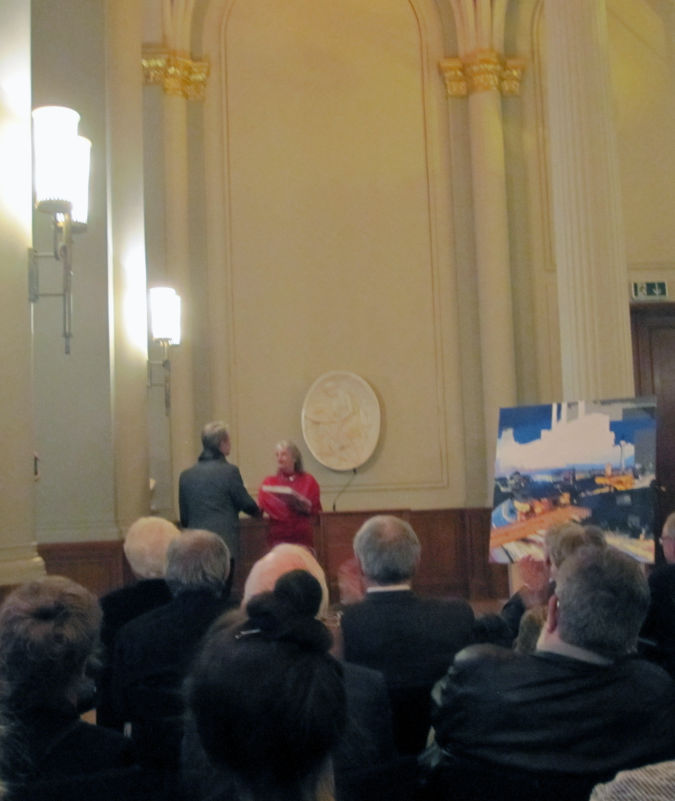 Verleihung des Kunstpreises der Werner-Victor Toeffling-Stiftung im Roten Rathaus Berlin an den Künstler Uwe Fehrmann